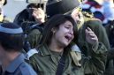 Tentara perempuan Israel menangis histeris - Istimewa