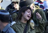 Tentara perempuan Israel menangis histeris - Istimewa