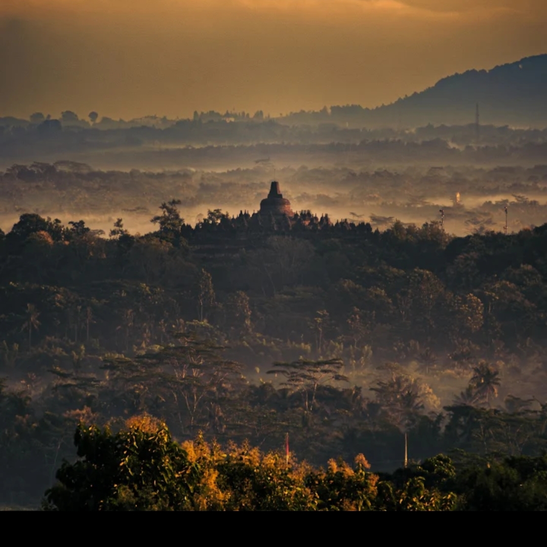 Milik pengusaha asal Sukabumi, intip kemewahan Hotel Amanjiwo termahal di Indonesia 1 Pemandangan Candi Borobudur dari Hotel Amanjiwo - @amanjiwo