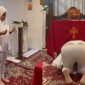 Ibadah jemaat Kristen Ortodoks mirip gerakan shalat dalam Islam - Ist