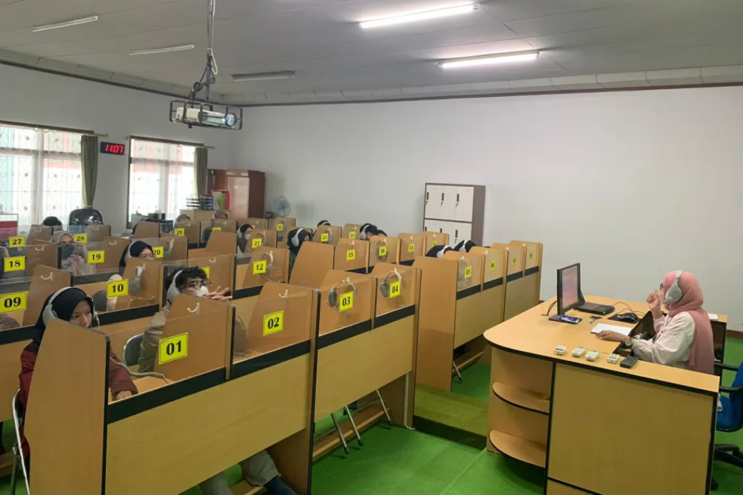 Mengenal IKIP Siliwangi, setelah IKIP Bandung berubah jadi UPI 1 Laboratorium Bahasa IKIP Siliwangi