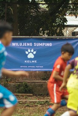 Persib – Kelme resmi kerjasama, ini 5 desain jersey home dan away dari apparel asal Spanyol