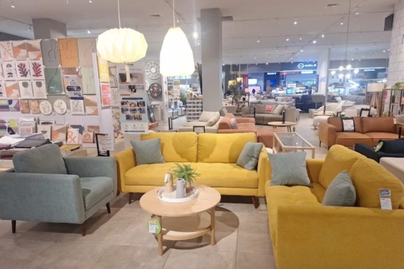 Salah satu sudut gerai furnitur di Informa - Ist