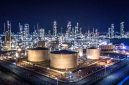 Oil Refinery atau kilang minyak - Ist