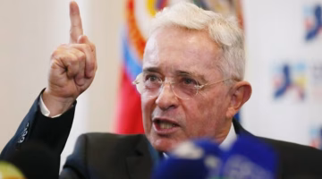 Mantan presiden Kolombia yang masih berkuasa, Álvaro Uribe - Ist