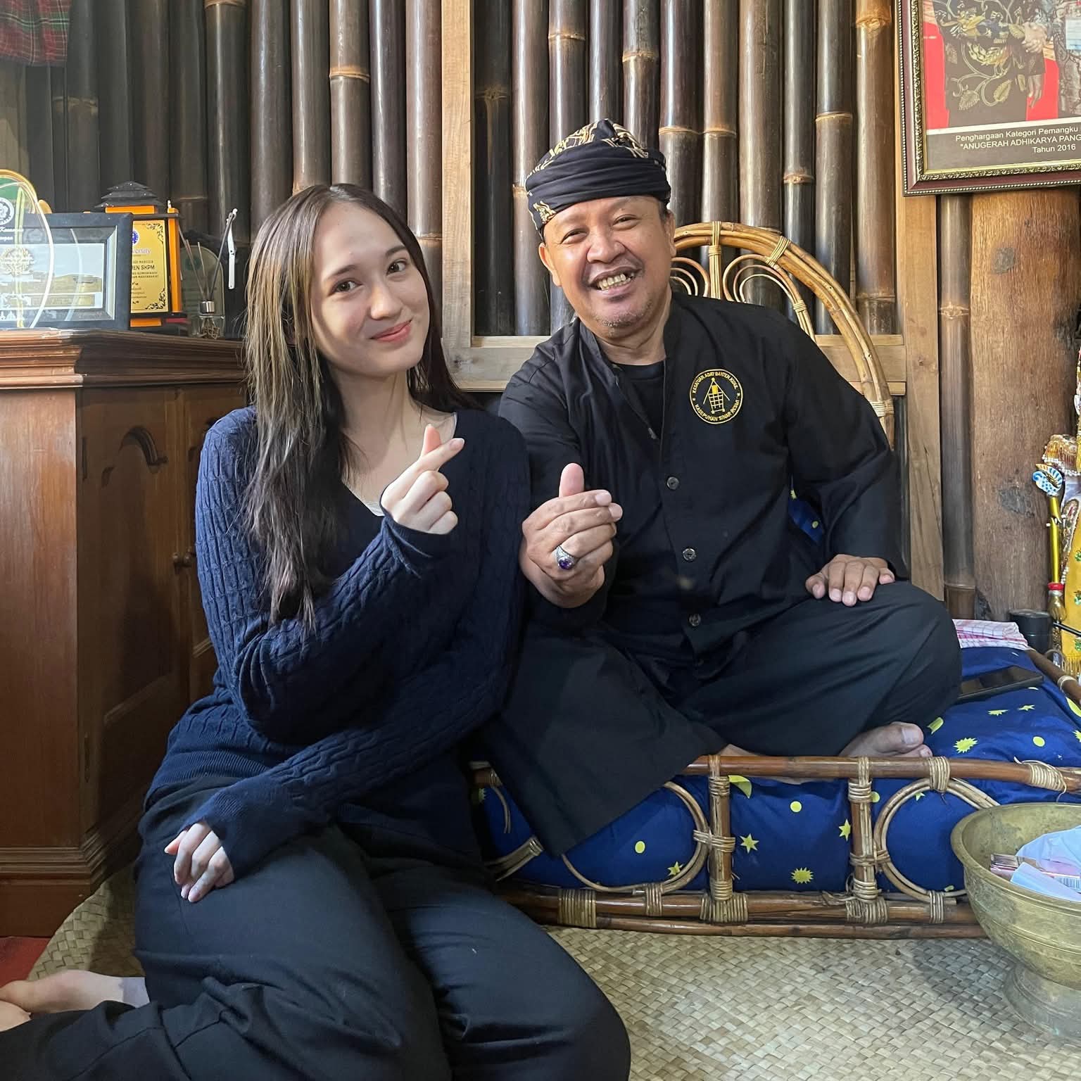 Laura Moane dan Abah Asep Nugraha