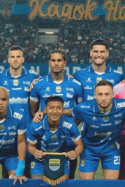 Catat jadwal Persib vs Semen Padang besok, laga perdana di BRI Super League 2025/2026