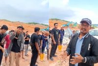 Warga Sukabumi dan Cianjur terlantar di Batam, Candra (kanan jaket hitam) - Ist