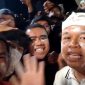 Gubernur Jawa Barat, Dedi Mulyadi menyambangi masa aksi di sekitar Gedung DPRD Jabar, pada Jumat malam WIB - Ist