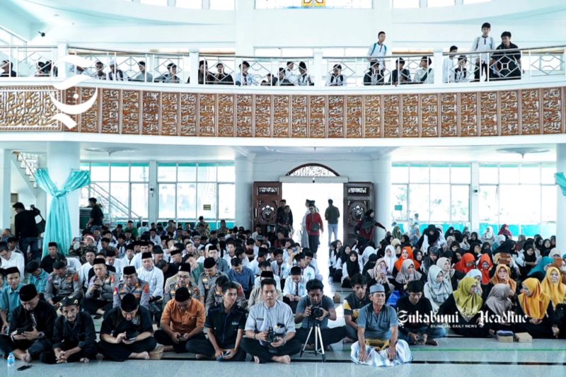 Istighosah Kubro yang diadakan di Masjid Agung Palabuhanratu pada Kamis, (4/9/2025) - Setwan DPRD Kabupaten Sukabumi
