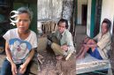 Anak putus sekolah, keluarga tuna netra dan rungu huni rutilahu di Nyalindung Sukabumi - Siska Permatasari