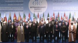 OKI adalah organisasi internasional yang terdiri dari 57 negara anggota. OKI rutin menggelar pertemuan setiap tahun. Sejarah berdirinya OKI berawal dar pembakaran Masjid Al-Aqsa di Yerusalem - AFP PHOTO / YASIN AKGUL