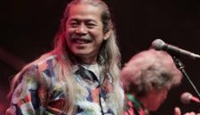 Raden Darmawan Dajat Hardjakusumah atau Acil Bimbo - Instagram