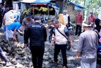 Kades se-Kecamatan Parakansalak perbaiki Jalan Kabupaten ruas Parungkuda-Pakuwon - Dok. Pribadi
