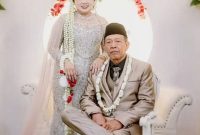 Pernikahan viral kakek Tarman dengan mahar cek Rp3 miliar palsu dibayar tunai - ZA