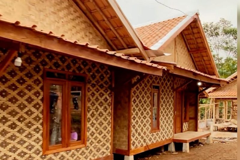 Suasana siang di Kampung KDM - Ist