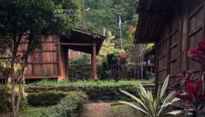 Suasana perkampungan di desa penari Sukabumi - @ubayxplore