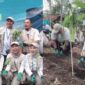 BCA Syariah melakukan penanaman pohon di Cisitu , Sukabumi - BCA Syariah
