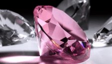 Berlian Merah Muda - Ist