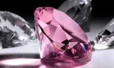 Mengenal 6 batu permata termahal di dunia, ada yang Rp1,1 triliun