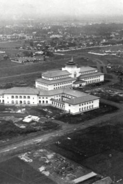 Sejarah Gedung Sate: Nama awal, data teknis hingga konsep arsitektur