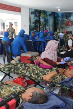 Bakti sosial Korps Marinir di Sukabumi, peringati HUT ke-80
