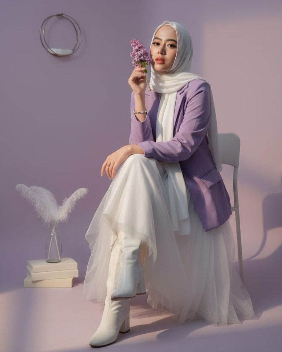 Foto-foto Kanaya Whu tampil anggun dengan busana Muslimah, vokalis Emka 9 didirikan KDM - @kanayawhu