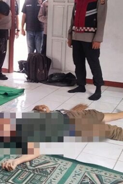 Setelah mengaku lapar, Usep pria asal Sukabumi meninggal dunia di Masjid Baitulrahman