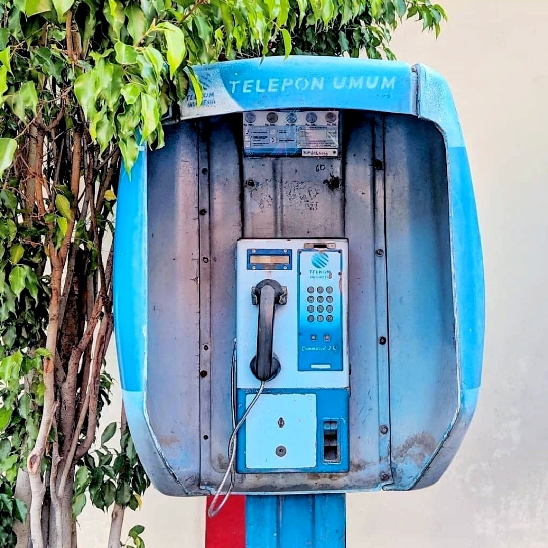 Telepon umum - Ist