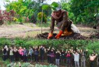 Mitigasi bencana, aksi penanaman pohon di Gunung Karamat Sukabumi - Perhutani