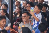 AKBP Ardian Satrio Utomo bareng Bobotoh nonton laga Persib Bandung vs Persija Jakarta - Polres Sukabumi Kota