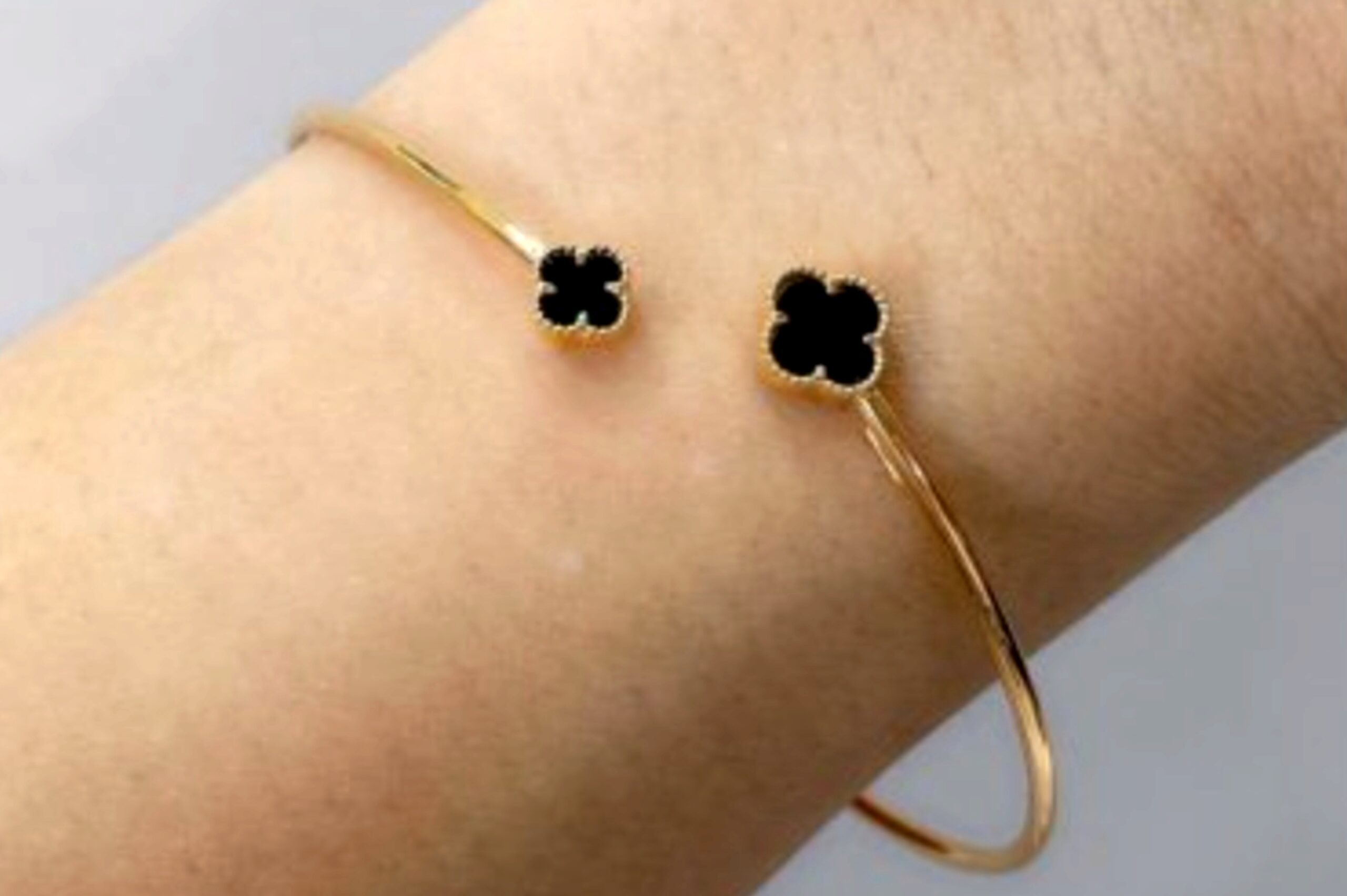 Aksesoris Gelang Bangle