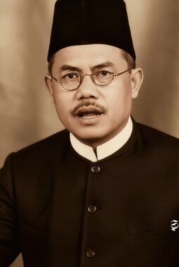 KH Ahmad Sanusi: Mengingat 5 fase hidup ulama pejuang dari Sukabumi