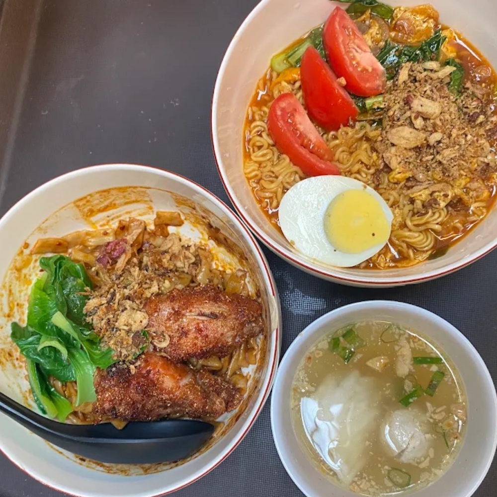 Menu kuliner Gang Makmoer Sukabumi