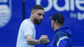 Momen hari pertama Layvin Kurzawa latihan bareng tim Persib Bandung - Persib