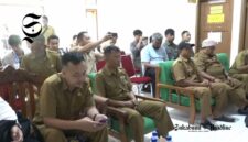 Pertemuan koodinatif jajaran Pemkab Sukabumi dengan Pemprov Jawa Barat terkait penanganan korban bencana di Kecamatan Simpenan - Humas Pemkab Sukabumi