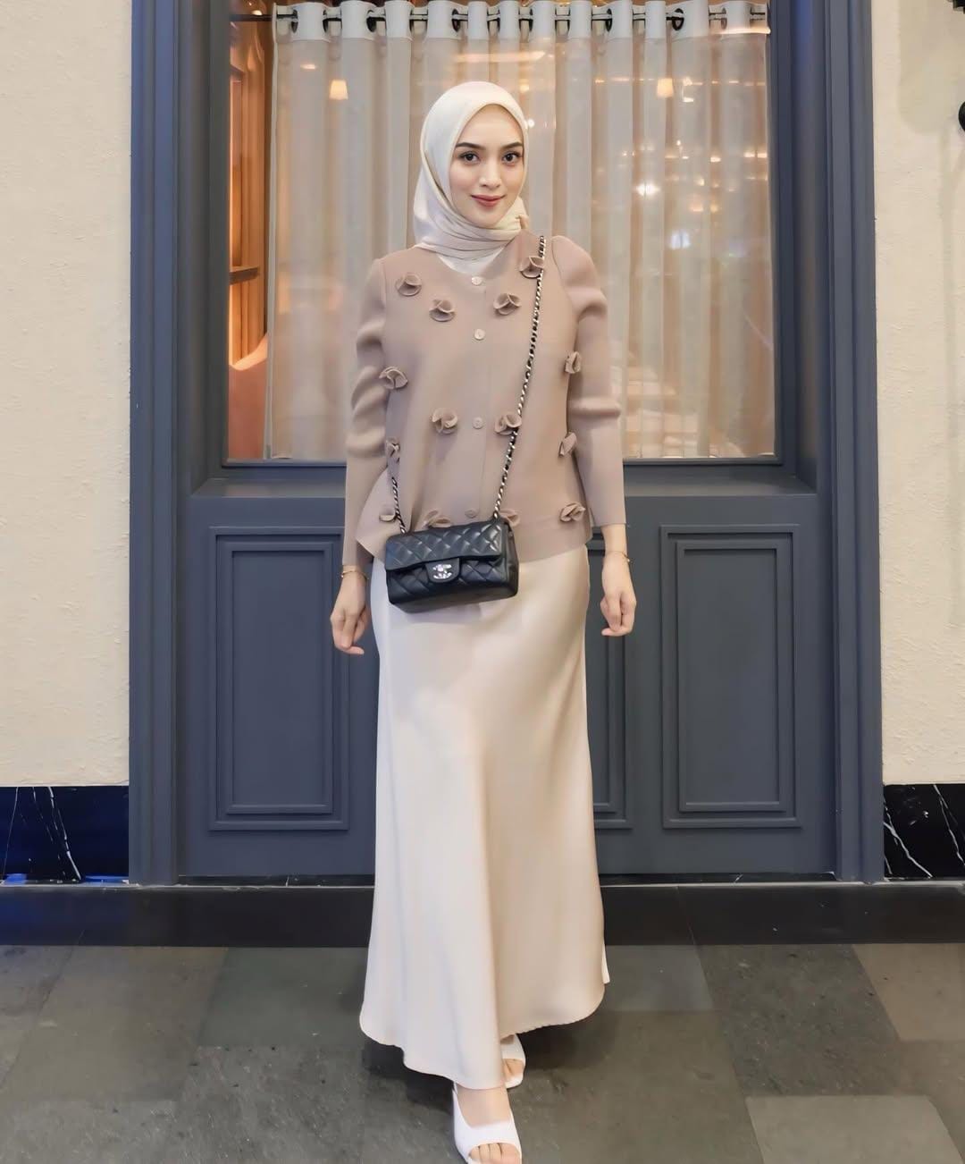 Inspirasi dari Mayang, konten kreator asal Sukabumi memilih resign dari pramugari 1 Inspirasi dari Mayang, konten kreator asal Sukabumi memilih resign dari pramugari - Mayang