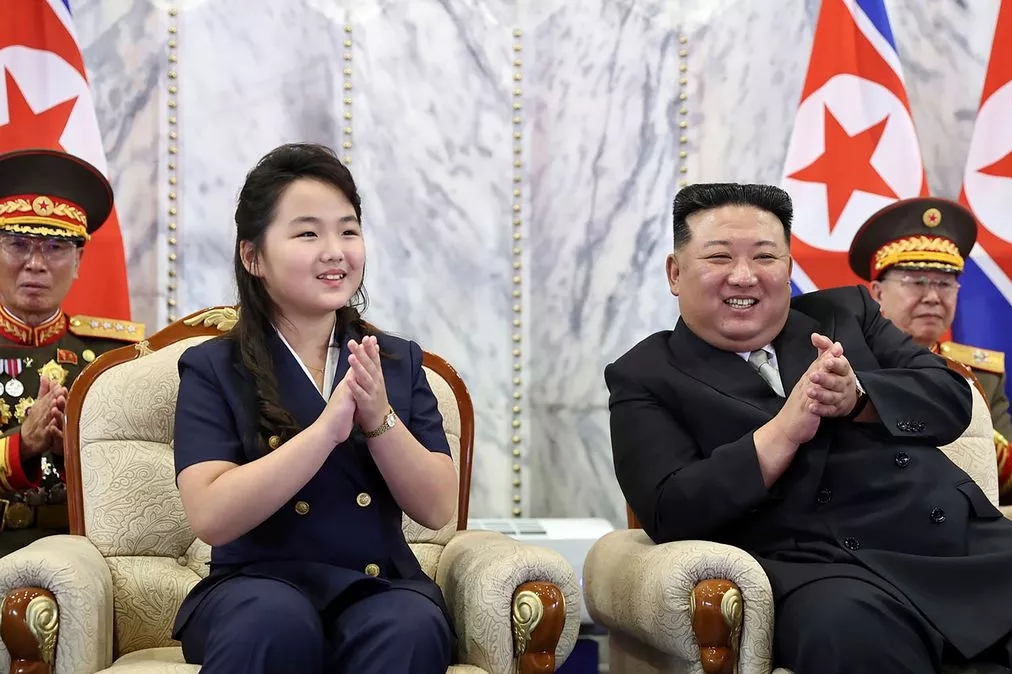 Profil Kim Ju-ae, gadis 13 tahun dipilih Kim Jong-un jadi calon presiden Korea Utara 1 Kim Ju-ae dan Kim Jong Un