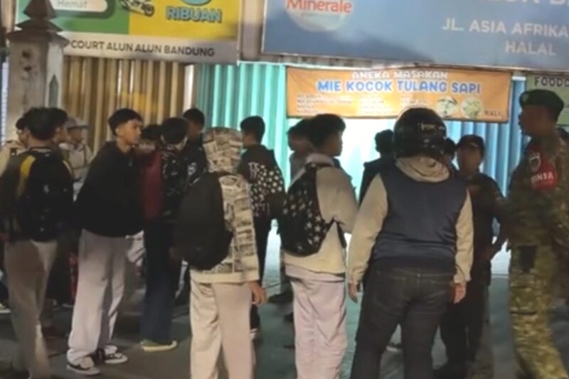 40 pelajar SMP asal Sukabumi dan Cianjur diamankan karena keluyuran tengah malam di Kota Bandung - Ist