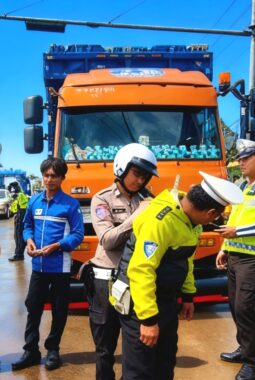 Bandel, truk sumbu tiga ditindak Satlantas Polres Sukabumi