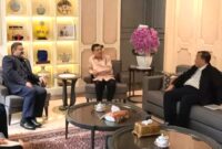 Duta Besar Iran untuk Indonesia, Mohammad Boroujerdi ketika bertemu Jusuf Kalla - Ist