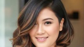 Model rambut Asymmetric Layered Cut - Gemini