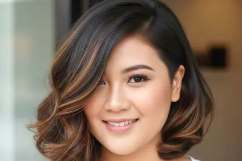 Model rambut Asymmetric Layered Cut - Gemini