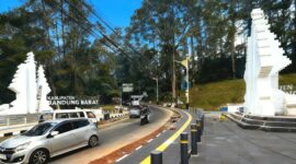 Trotoar Jalan Provinsi di perbatasan Kabupaten Subang dan Bandung - Ist