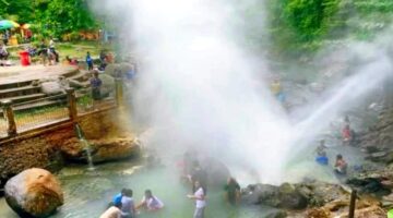 Geyser Cisolok, Sukabumi - Ist