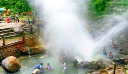 Geyser Cisolok, Sukabumi - Ist