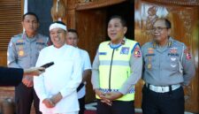 Gubernur Jawa Barat Dedi Mulyadi bersama Dirregident Korlantas Polri Brigjen Pol. Wibowo serta jajaran - Korlantas Polri