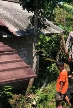 Kisah Aiptu Hikmatuloh, polisi di Sukabumi rela jual motor demi bantu warga