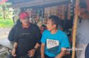 Bupati Sukabumi Asep Japar berbincang dengan salah seorang warga Kampung Pakuwon, Bojonggenteng - sukabumiheadline.com