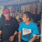 Bupati Sukabumi Asep Japar berbincang dengan salah seorang warga Kampung Pakuwon, Bojonggenteng - sukabumiheadline.com